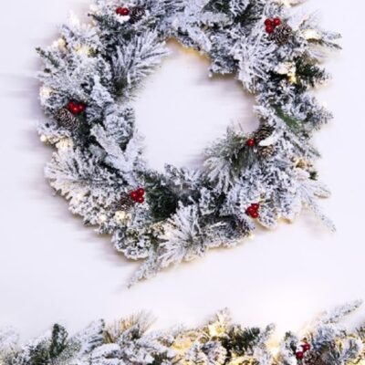 Christmas Tree World The Pre-Lit Snowy Alpine Wreath (45Cm-60Cm)  Pre-Lit Christmas Wreaths