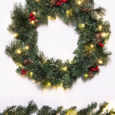 Christmas Tree World The Pre-Lit 60Cm Majestic Dew Pine Wreath  Pre-Lit Christmas Wreaths